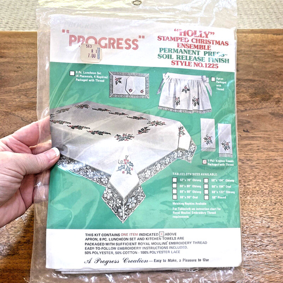 Progress Stamped Cross Stitch Holly Christmas kitchen towels (2) #1225 sealed - Picture 1 of 6